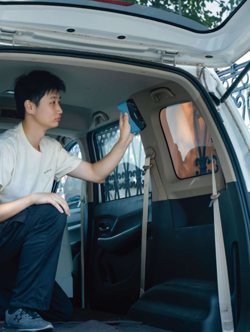 Shining 3d Einstar 2 Automotive 3d scanning applications with no dots or sprays